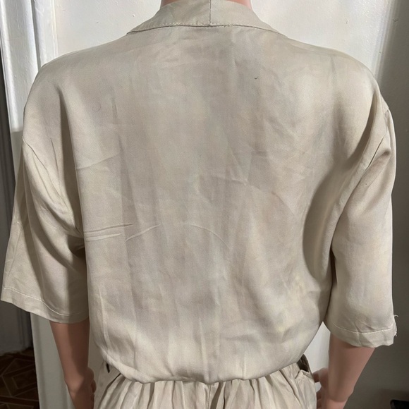 CHLOÉ Women’s Stylish Khaki Button-Up Playsuit - Picture 10 of 16